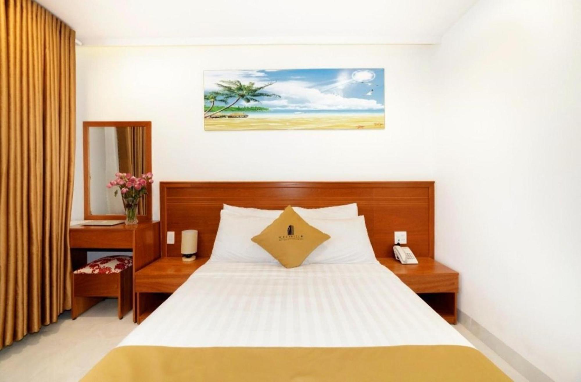 Mira Eco Hotel Куи Нхон Екстериор снимка
